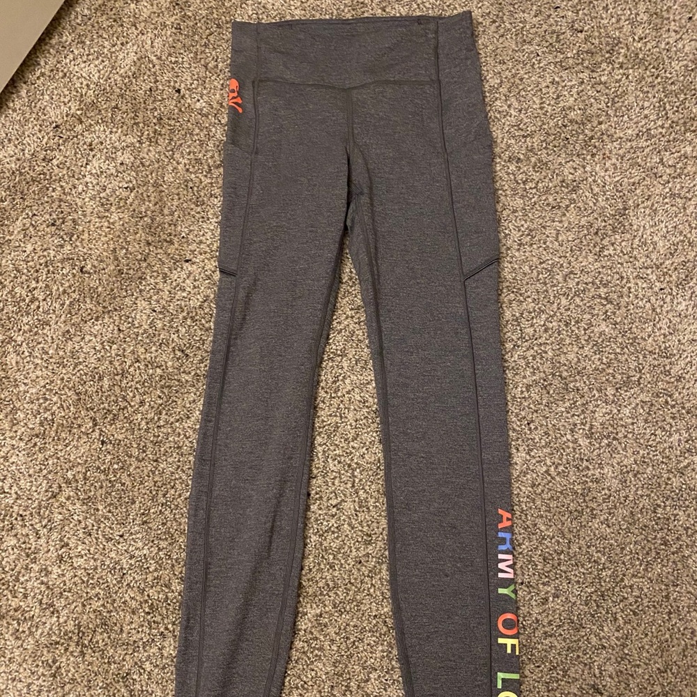 Size 4 Lululemon x Soul Cycle leggings
